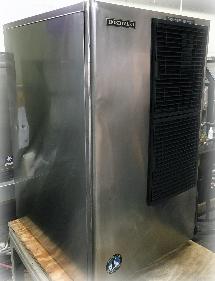 Hoshizaki KM-630MAF Air cooled 621 lbs/day ice maker