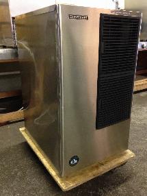 Hoshizaki KM-650MAH Air cooled 661 lbs/day Ice machine