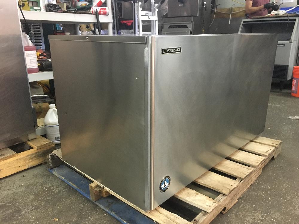 Hoshizaki KM1300SAH Air cooled 1353 lbs/day ice maker