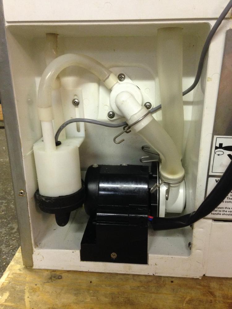 Hoshizaki KM650MAH Air cooled 661 lbs/day Ice machine