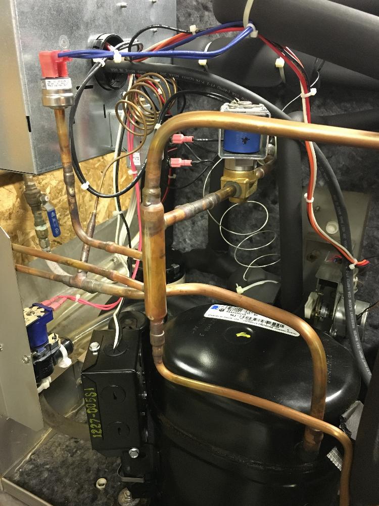 Iceomatic ICE0320HA Air cooled 334 lbs/day ice maker