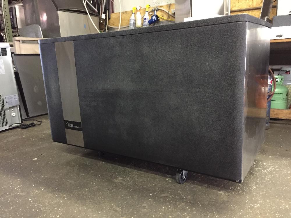 Iceomatic ICE1406HW Water cooled 1386 lbs/day ice machine