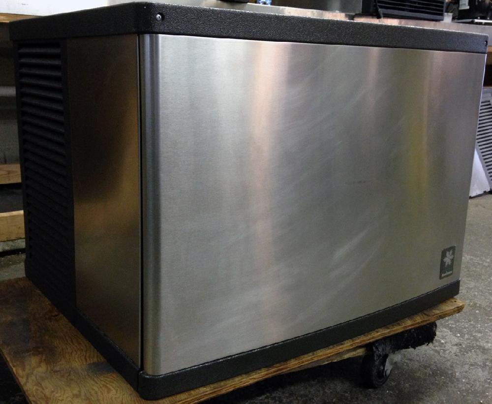 Manitowoc QD0602A Air cooled 540 lbs/day ice maker