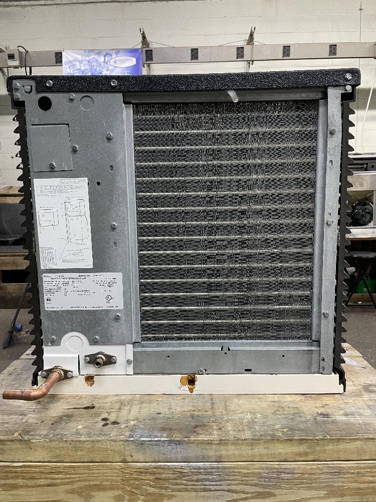 Manitowoc SY0424A Air cooled 460 lbs/day ice maker