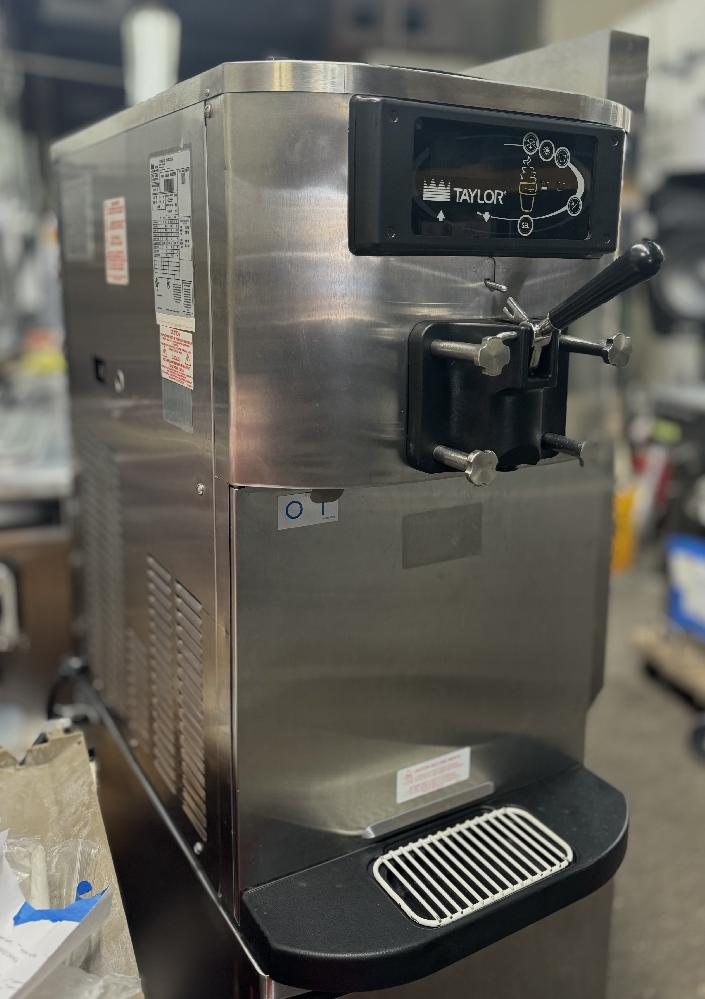 Taylor C70933 Gravity ice cream machine