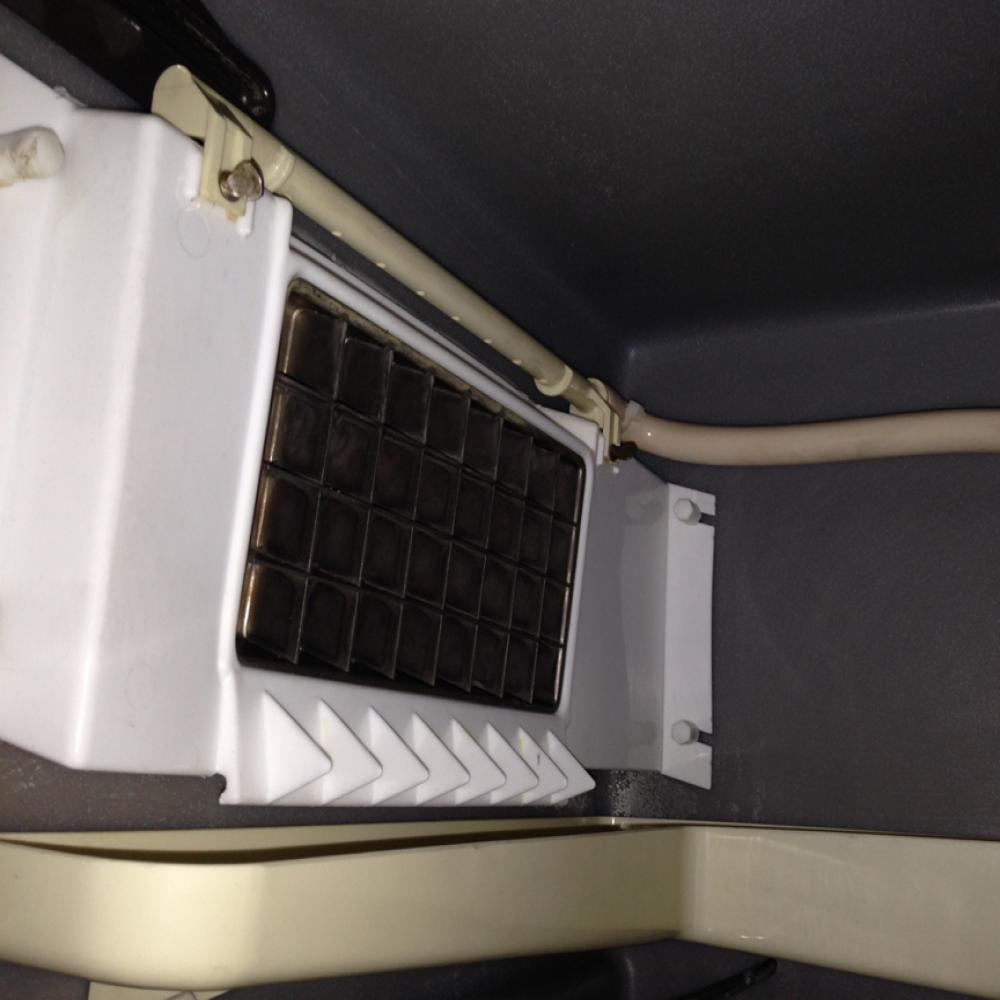Manitowoc QM30 Air cooled 60 lbs/day Refurbished Ice Machine