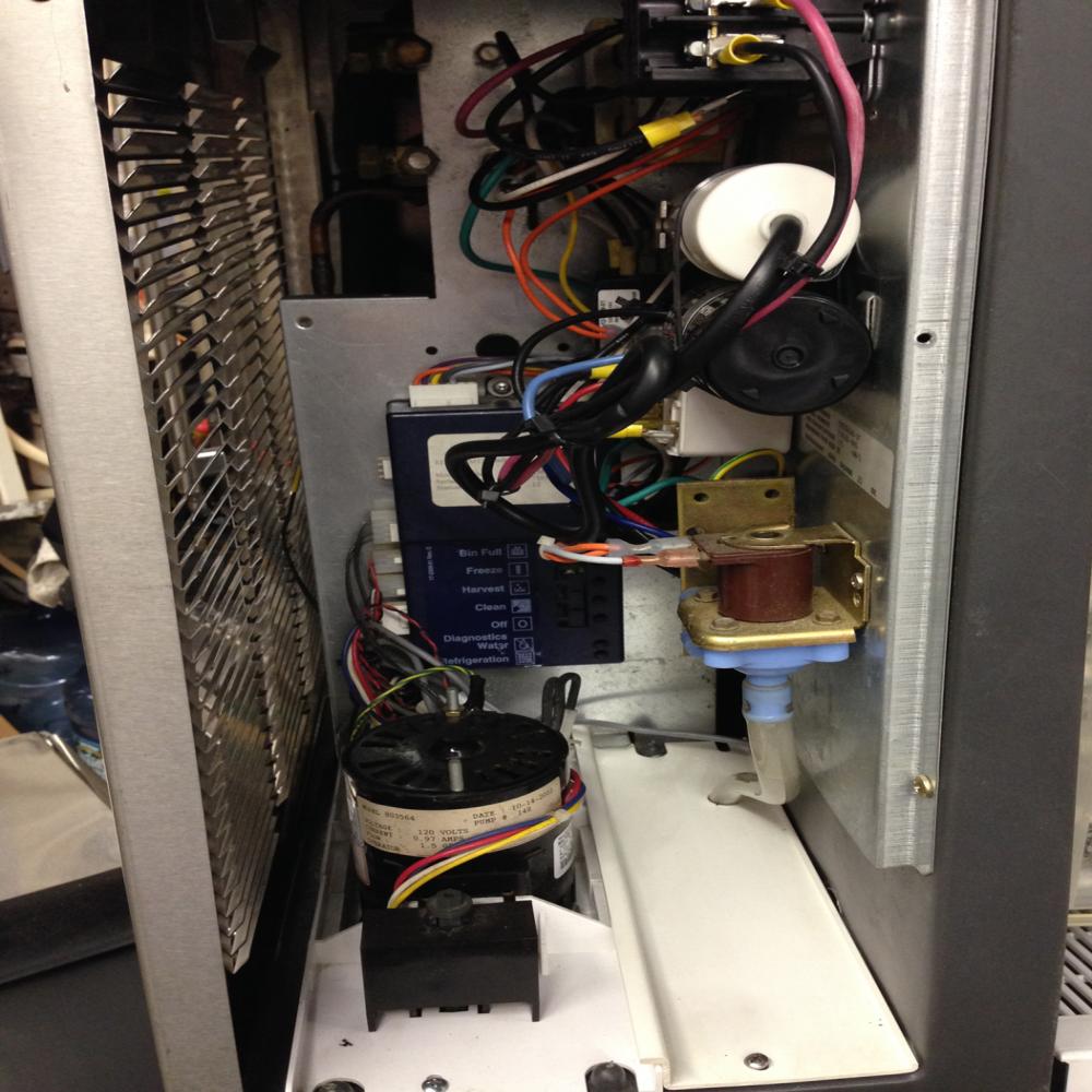 Scotsman CME506AS Air cooled 500 lbs/day Refurbished Ice Maker